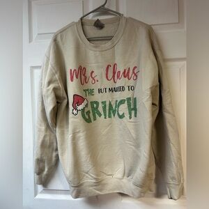 Gildan Heavy Blend Beige Sweatshirt